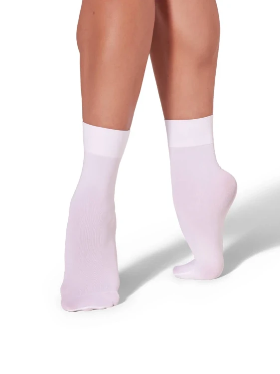 Capezio_Silky_Sock_White_BG100_1.webp