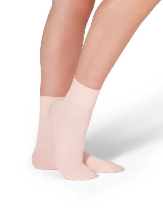 Capezio_Silky_Sock_Child_Ballet_Pink_BG100C_1.webp