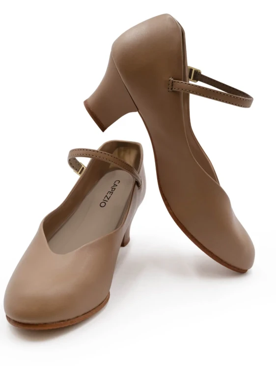 capezio_jr_footlight_character_shoe_caramel_550_6.webp