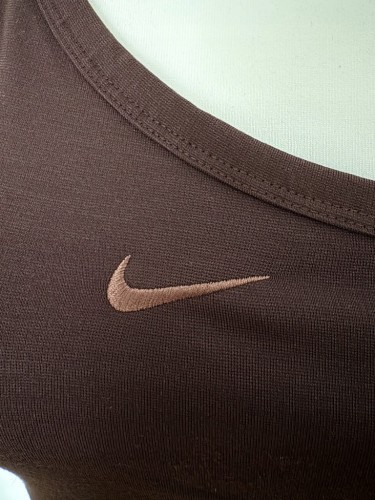 Stanik sportowy Nike S brązowy